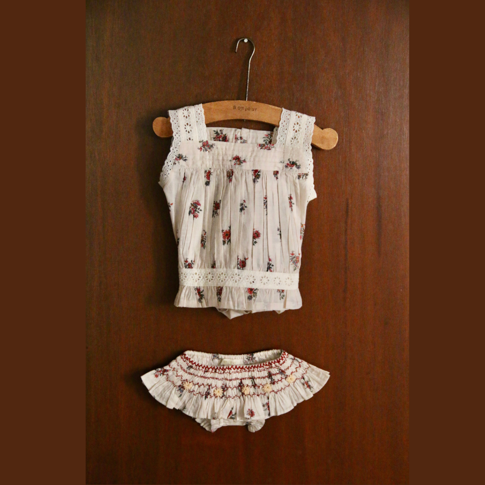 Bonjour Diary Set - top & panty, Garden flowers print – Tinyapple