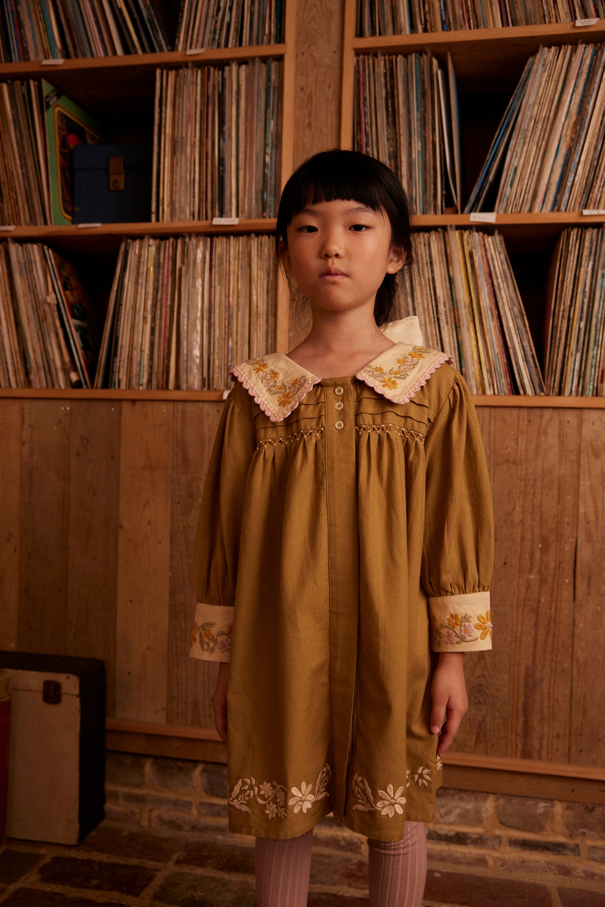 ワンピース Apolina Bette Dress - Dried Moss 3-5y Apolina Bette Dress,Dried Moss – Tinyapple