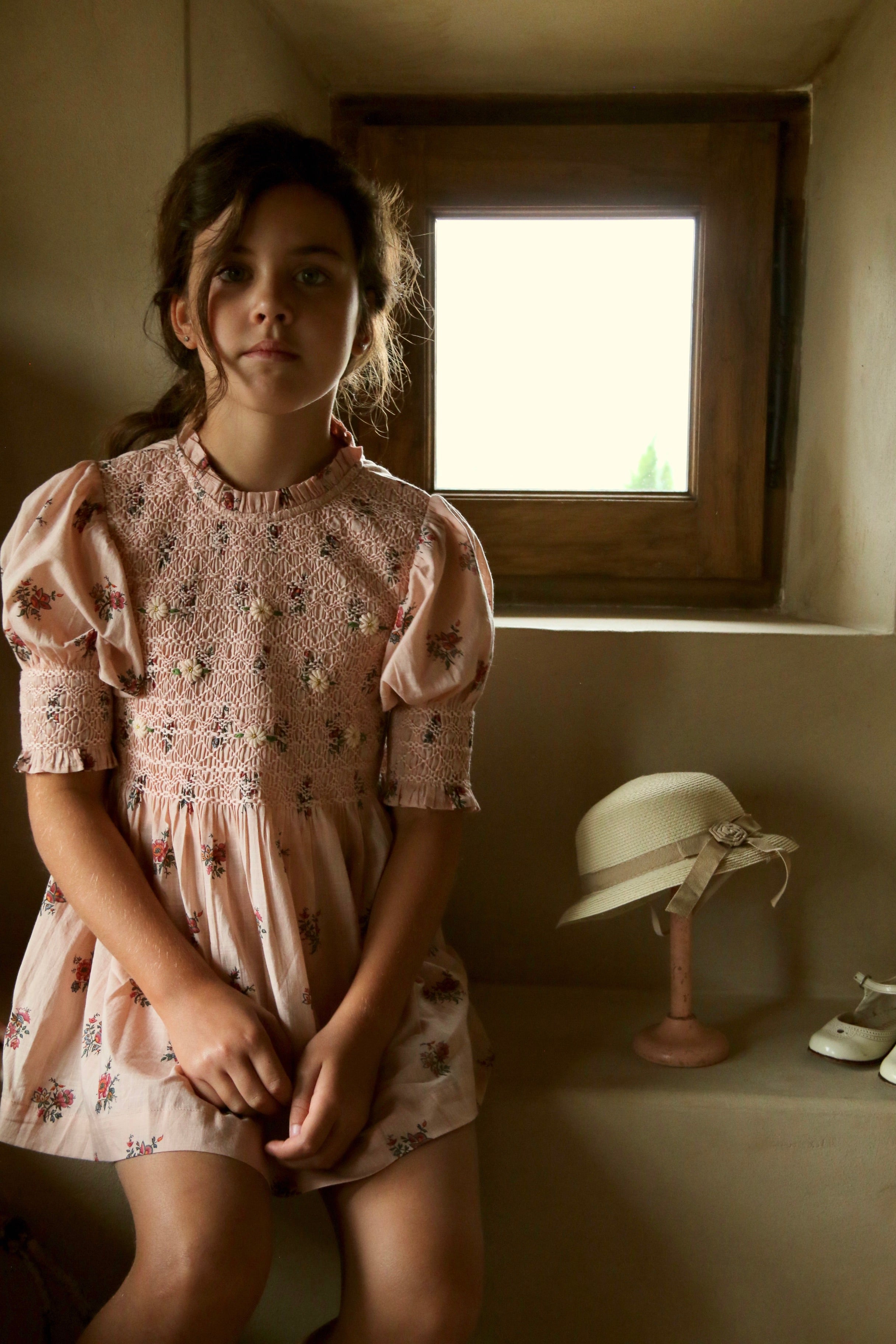 Bonjour Diary Handsmocks blouse, Pink garden flowers print cotton