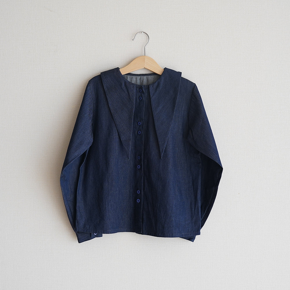 Shop Mes Kids Des Fleurs Triangle Collar Shirt - Tinyapple